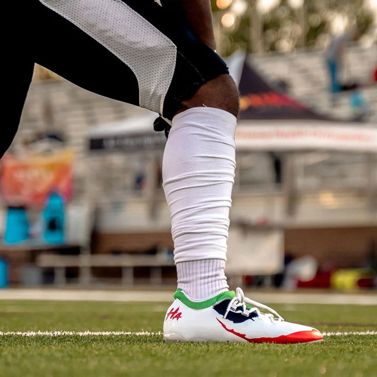 Youth Football Cleats V95984