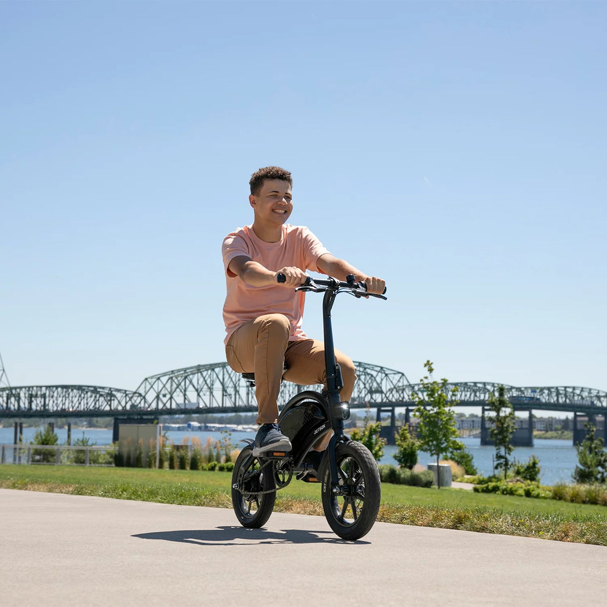 Black Folding Electric Bike D2086