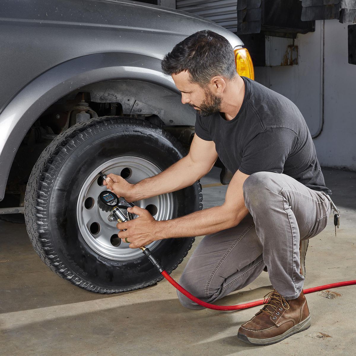 Digital Tire Inflator P2878