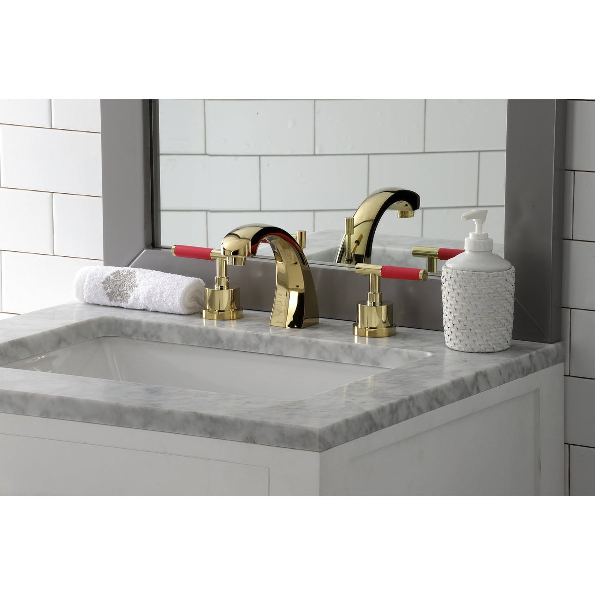 Brushed Nickel Widespread Bathroom Faucet T930