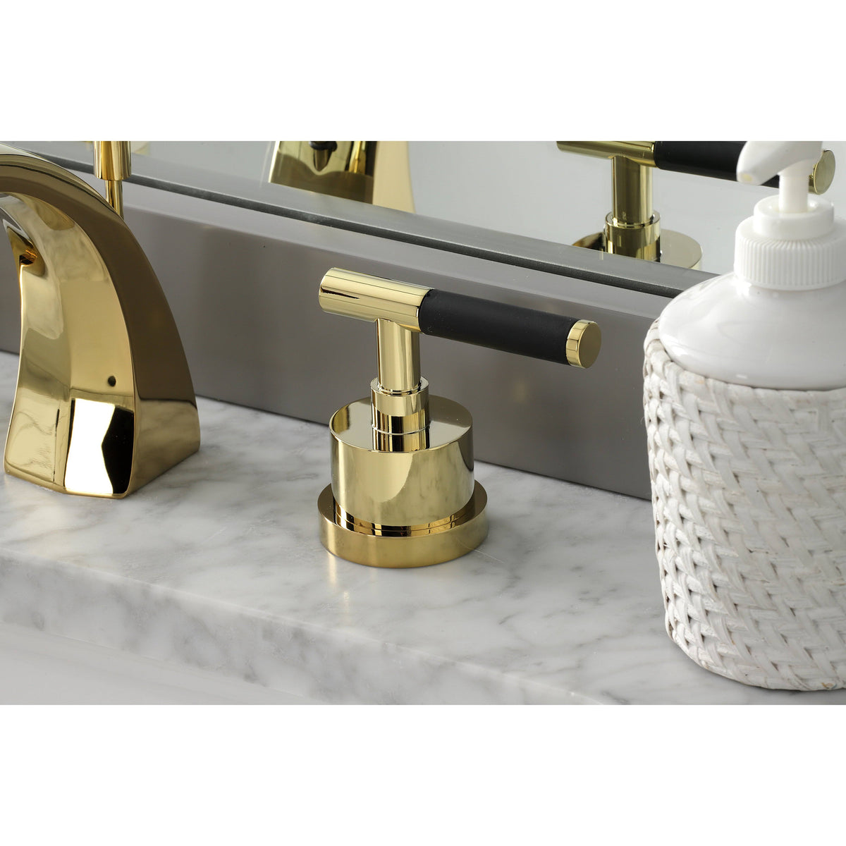Brushed Nickel Widespread Bathroom Faucet T930
